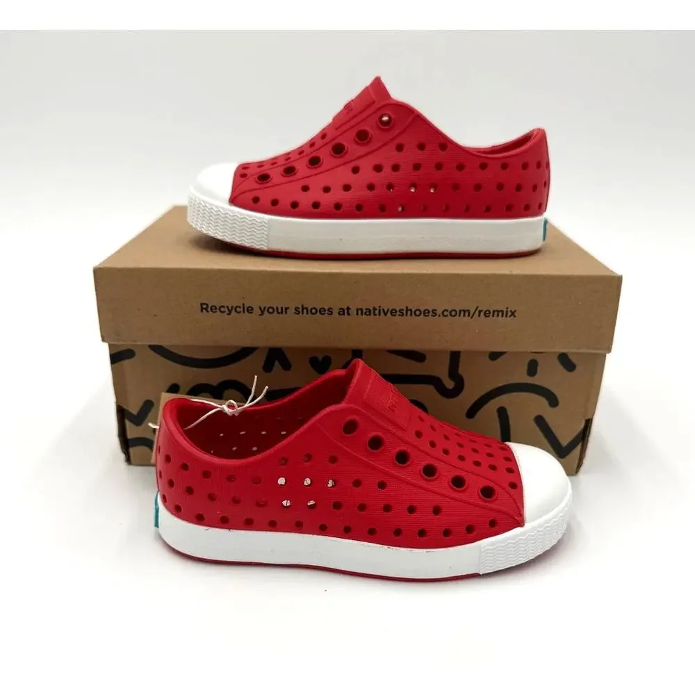 NEW Native Jefferson Child Shoes - Torch Red/Shell White - c6 (toddler 6)